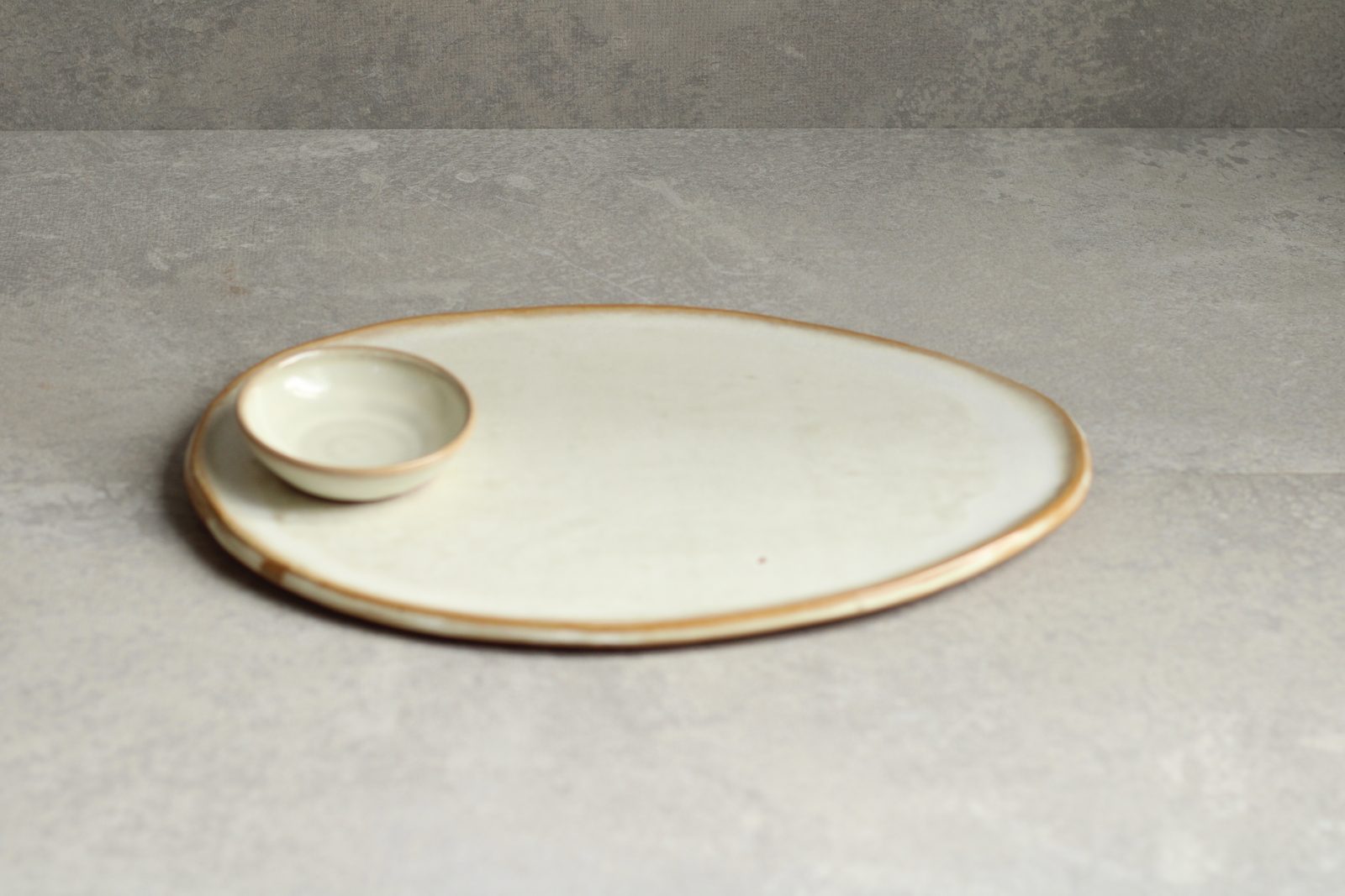 PRATO OVAL P